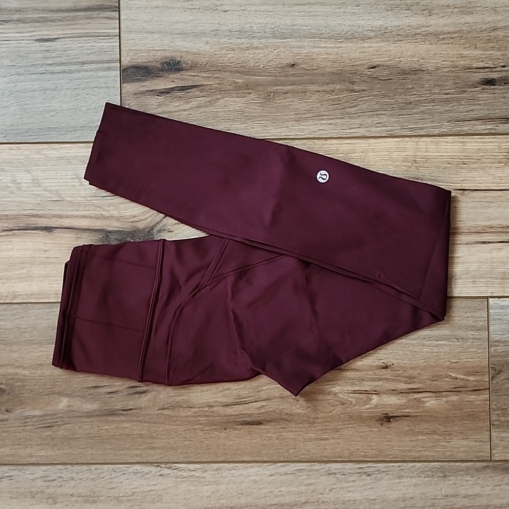 Lululemon Fast and Free Tight II, 25", Non-Reflective Nulux, 2, Cassis